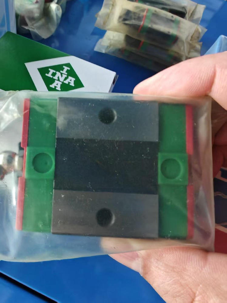 重庆导轨滑块，贵阳滑块，重庆自润滑轴承，重庆新能源轴承，重庆半导体轴承，